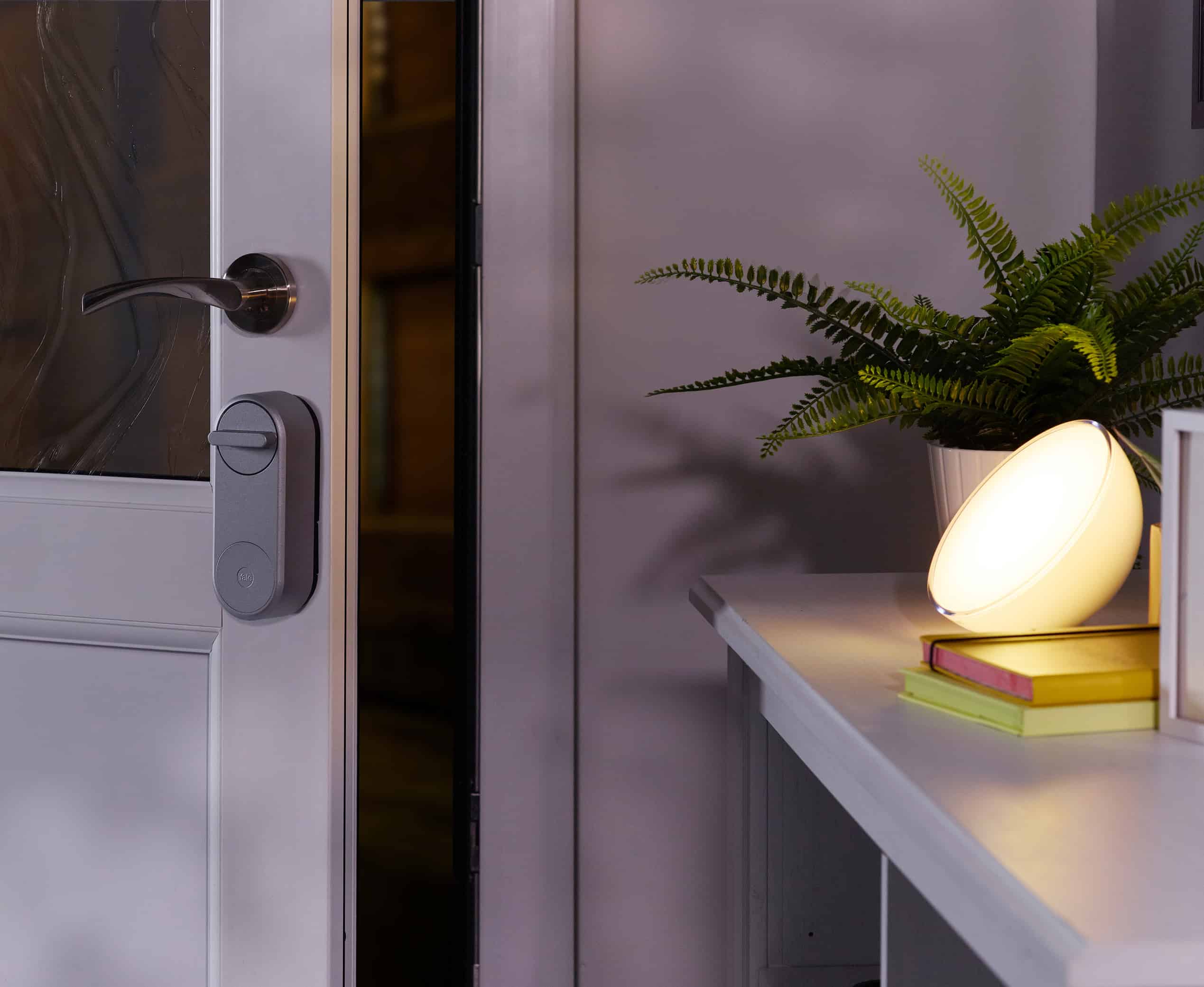 Yale x Philips Hue